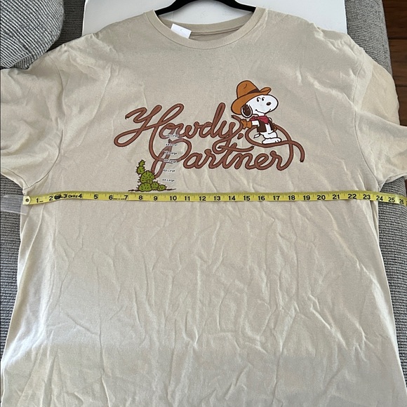 Peanuts snoopy howdy partner Graphic T-Shirt NEW snoopy as a cowboy with lasso - Picture 7 of 10